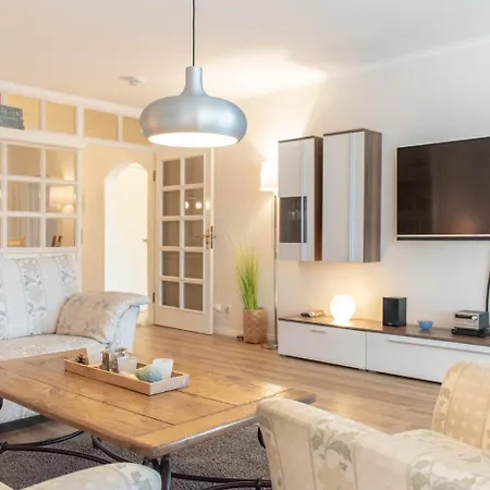 Miramare Apartmán *